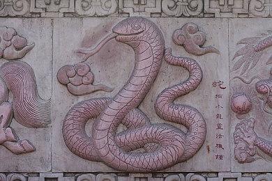 《雪地奔驰》迎来一个新的DLC，并带来一系列的《战锤40K》贴纸来庆祝骷髅节